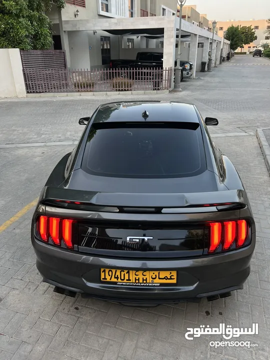 Mustang 10 speed GT V8