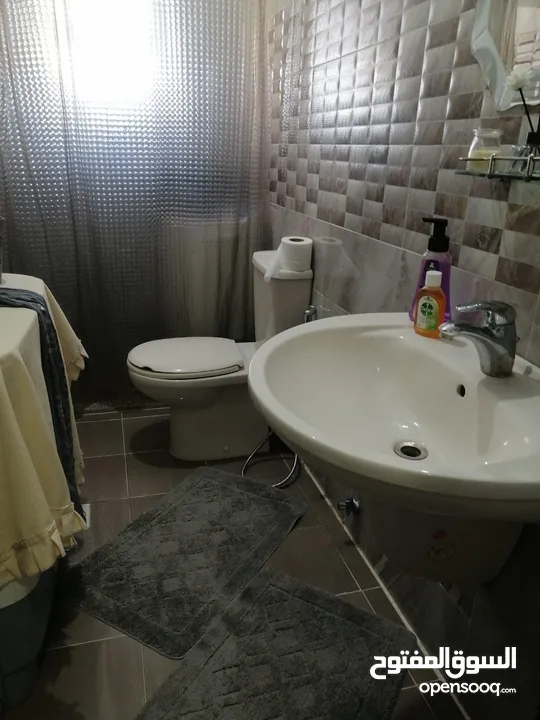 شقة شبه تسوية للبيع في شفا بدران - Semi Ground Floor Apartment for Sale in Shafa Badran