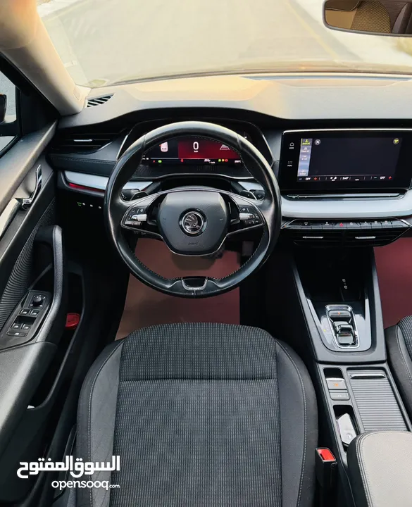 اوكتافيا 2021/20 بالنايلون منمرة من اربع شهور حررق سعرر 95.000 شيكل كاش و نهاائي