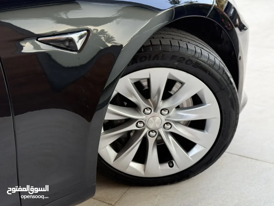 Tesla model s 75 2017 mcu2 فحص كامل