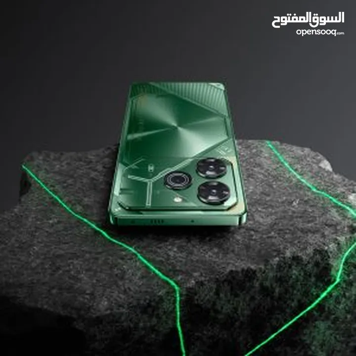 Tecno pova 6 pro 5g مستعمل بحالة ممتازة شبه الوكالة مع كامل ملحقاته السعر قابل للتفاوض