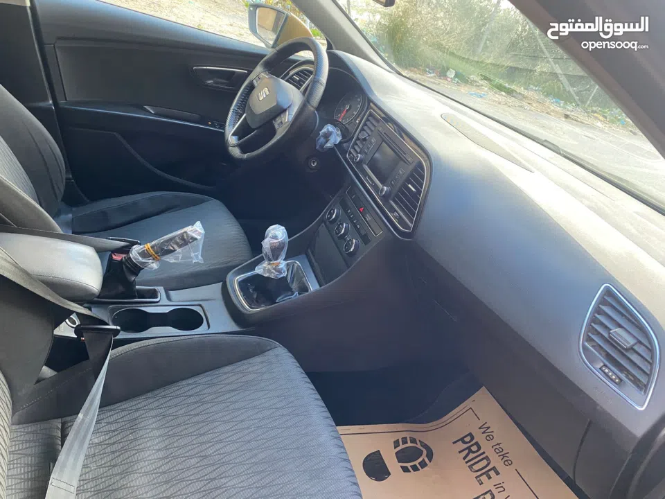 للبيع – سيات ليون 2014