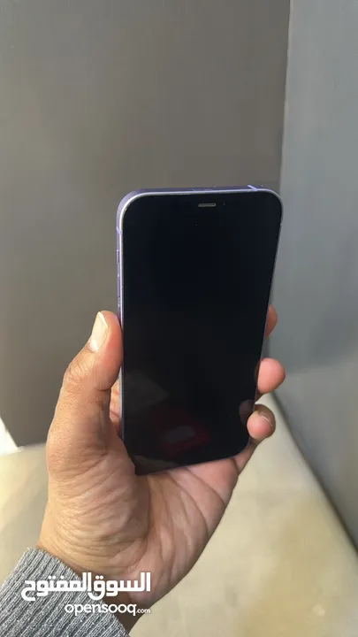iPhone 12 64 GB  البطاريات من 88-93 مكفول اسبوعين