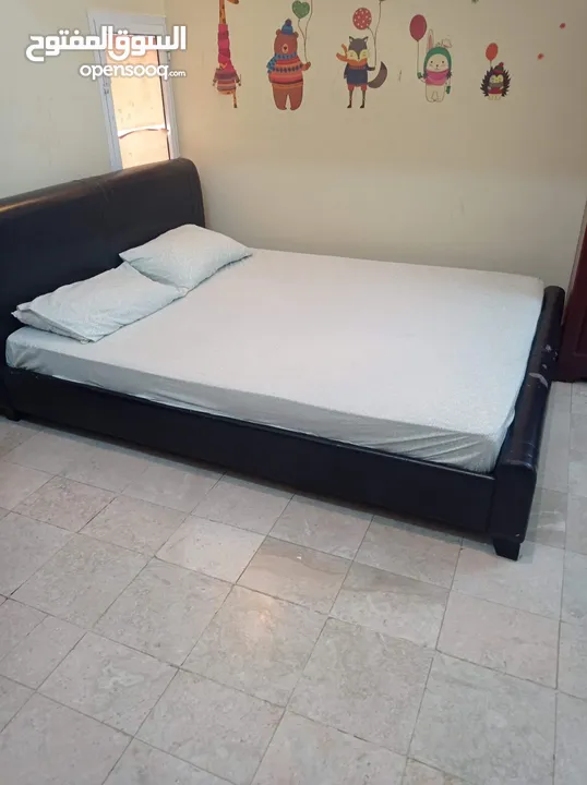 King size bed for sale