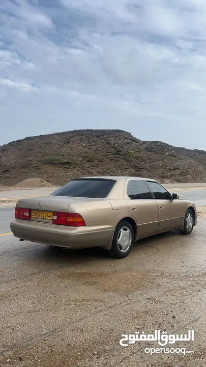 لكزس ls400 للبيع