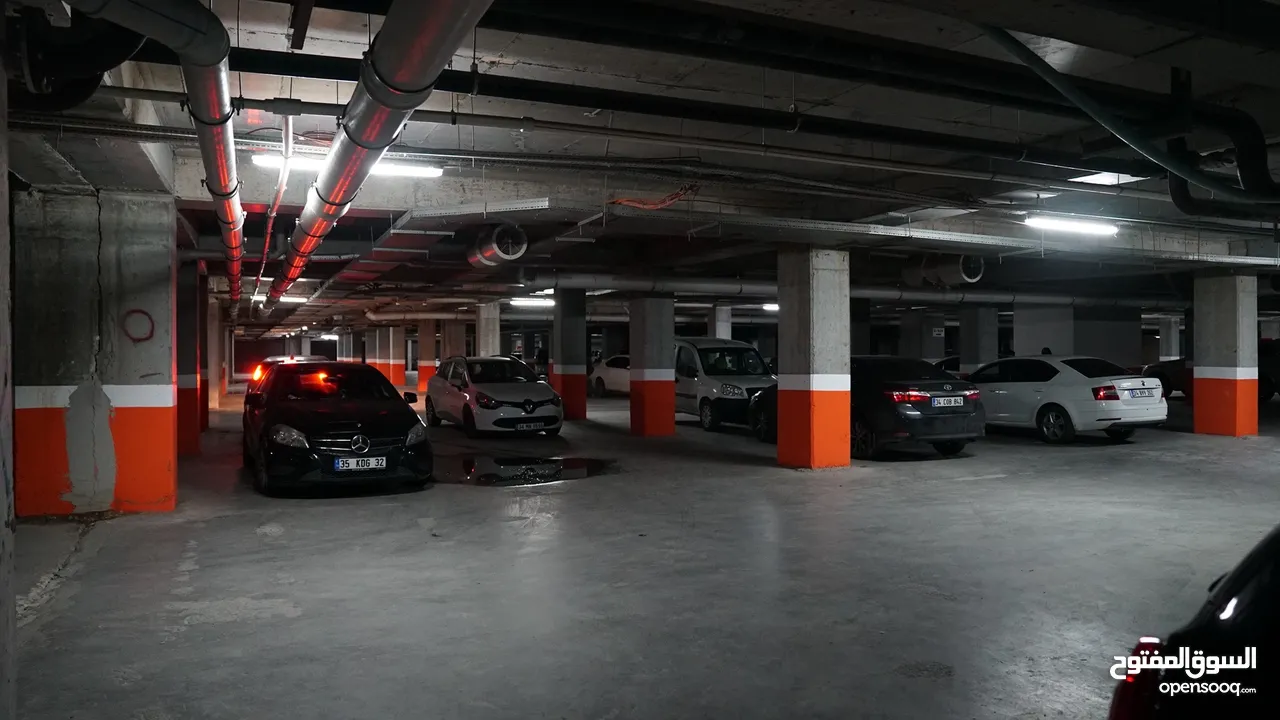 شقة فاخرة جداً مطلة على البحر والبحيرة في اسطنبول