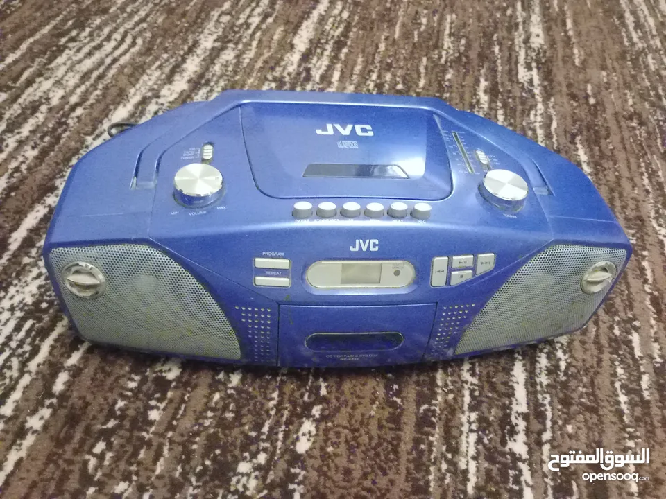 مسجل JVC كاسيت، CD، راديو قديم شغال بدون أي مشاكل