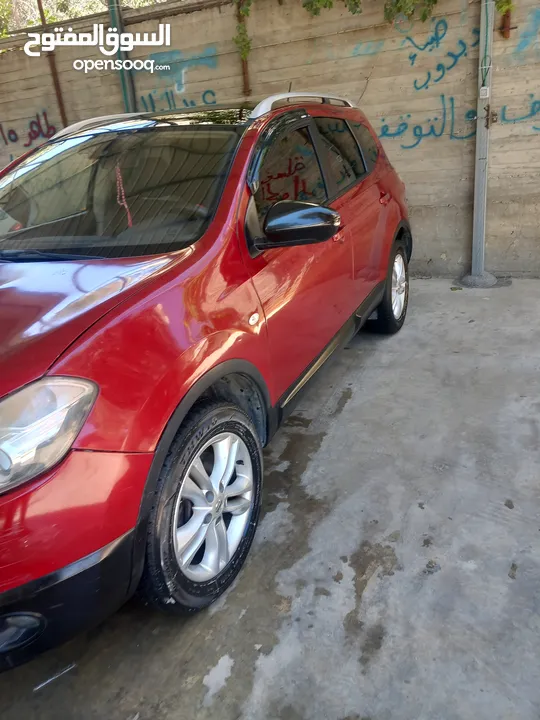 نيسان قشاقي