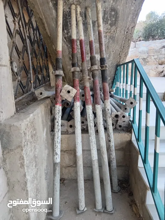 جاكات مستعمل شبة جديد للبيع