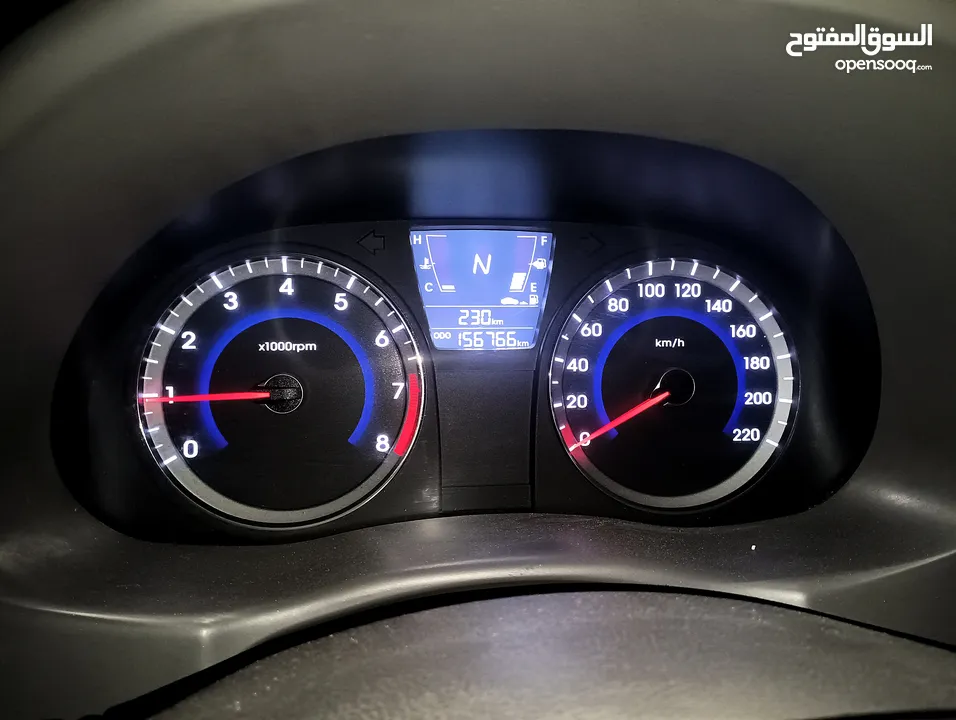 اكسنت 2012 الرائعة بحاله ممتازه بسعر مغري 6500