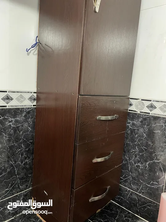 أجهزة كهربائية وغرف نوم