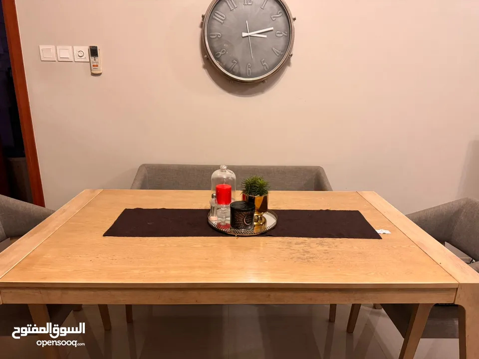 Dining Table 6 Seater from Home R Us