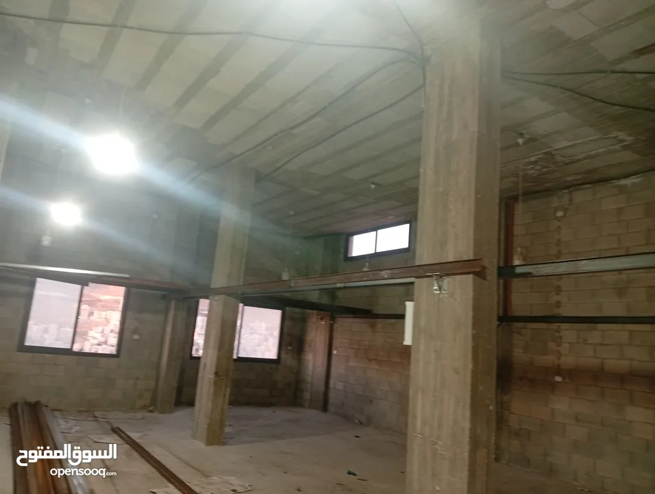 محل للبيع او الاجار مساحة 154 مع سدة ارتفاع المحل 470