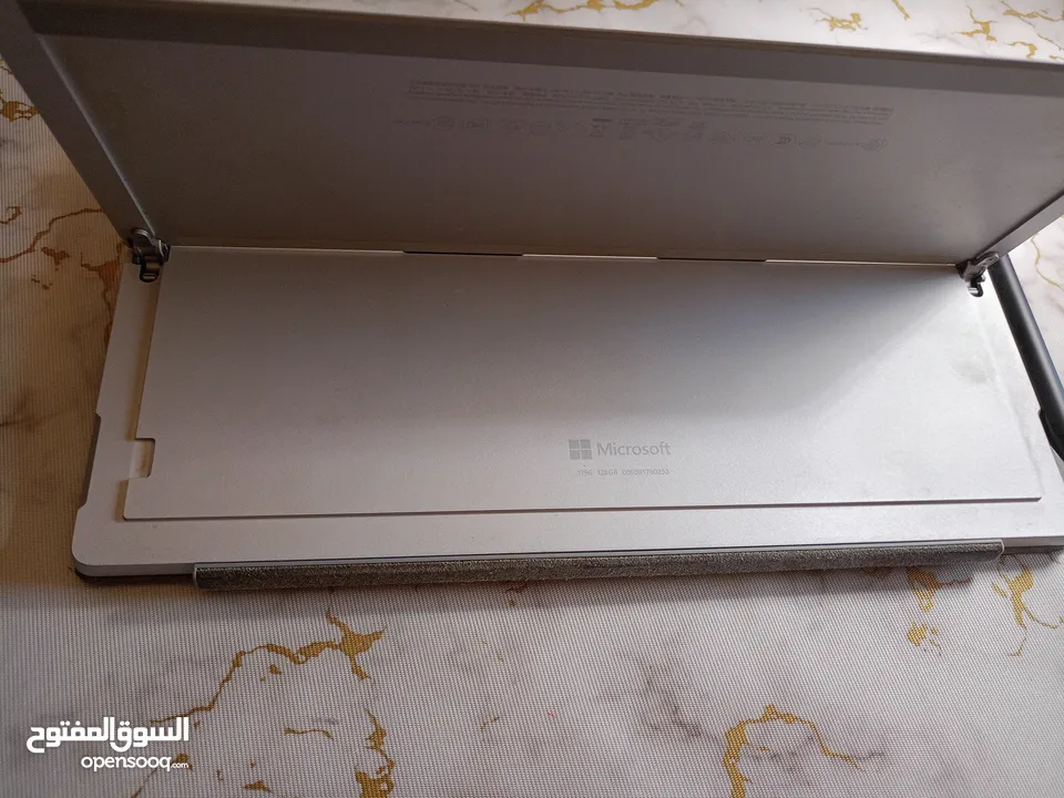سيرفس برو 6 مستعمل بحالة ممتازة للبيع بسعر مغري جدا surface pro 6