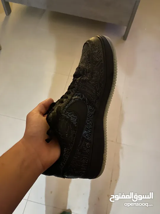 Nike AIR FORCE 1 Spacejam “computer chip”