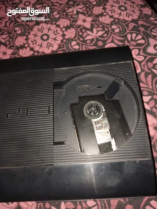 بلاي ستيشن 3 مهكره مع ايتين فل العاب مع متجر تنزيل مساحة 500 جيجا بايت متوفر خدمة توصيل للقدس وضفة