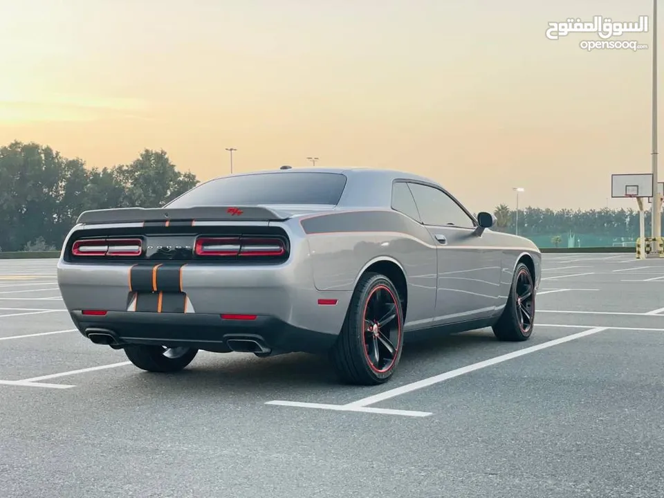 DODGE CHALLENGER 2018 R/T WITH KIT SRT ORGINAL / V8