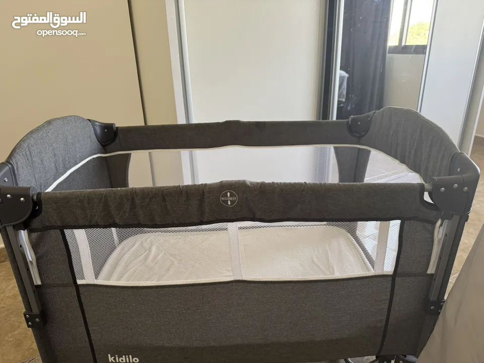 اثاث بيت مميّز يصلح لعرسان أو الراغبين بالتجديد
