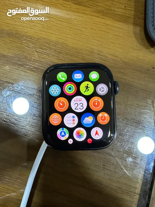 ساعة Apple watch s8 وكاله شبه الجديد