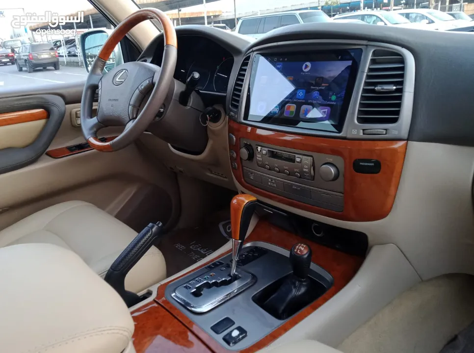 Lexus LX470 V8 4.7L Full Option Model 2005