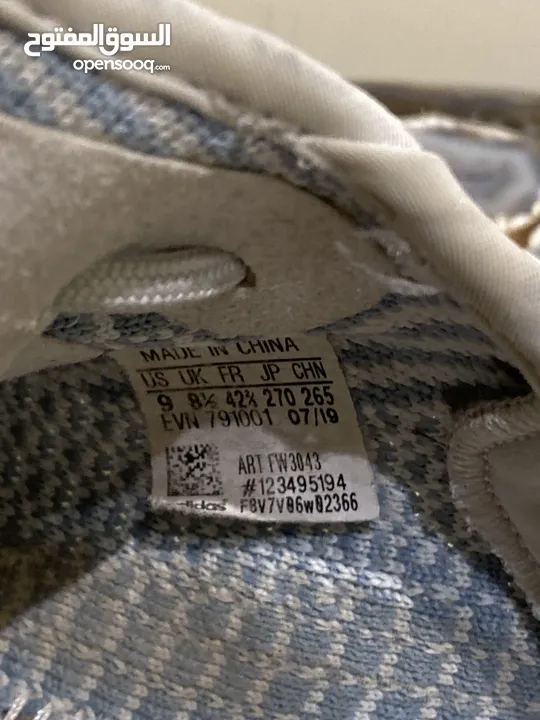 Yeezy Cloud-white 350v2 Size: 42 3/4 EUR Used condition / Authentic / Bought on release date