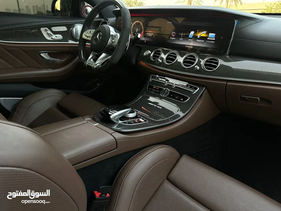 للبيع مرسيدس E63 s AMG اصلي وكالة خليجي موديل 2019 الموتر بحااالة الوكالة  (ست 6 فصوووص)