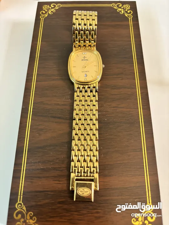 Beautiful Jovial watch 22ct 1990s