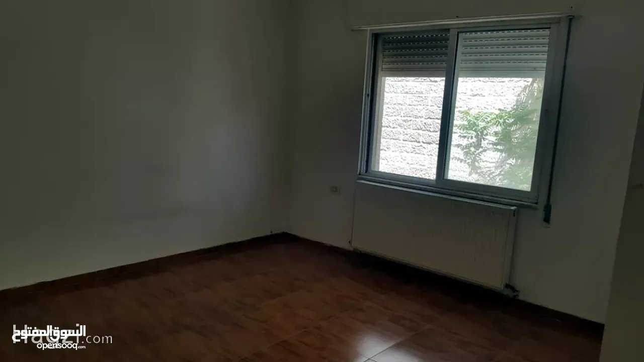 شقة غير مفروشة للإيجار 130م2 ( Property 12318 ) سنوي فقط