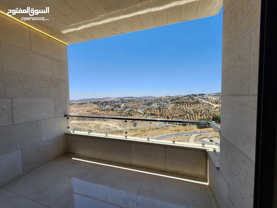 شقة فارغة للبيع في دابوق- REF:14660