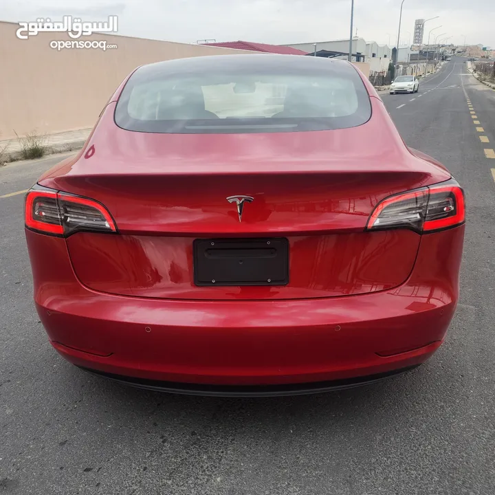 Tesla model 3 2022