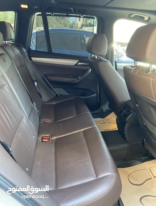 للبيع Bmw x3  M بنزينن مطور 2000 بنزين 245 حصان  مديل 2016 ترخيص 2015 السيارة فل الفل