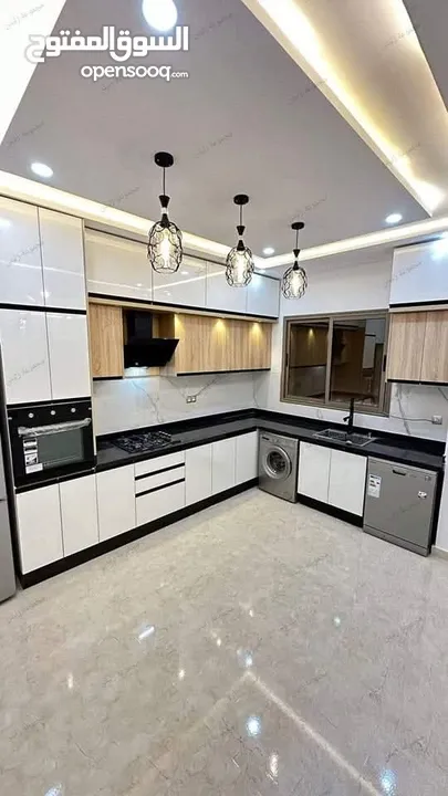 كافة انواع المطابخ المنيوم خشب شركة النموذج الموقع شارع الجامعه مجمع ابو الحاج التجاري طابق الرابع