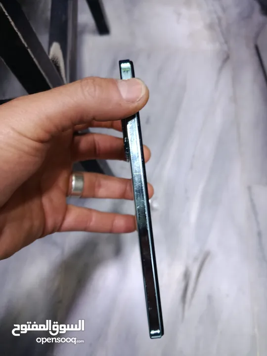 موبايل انفنكس هوت 40i 128-16 مش مفتوح شاشته اصليه نظيف