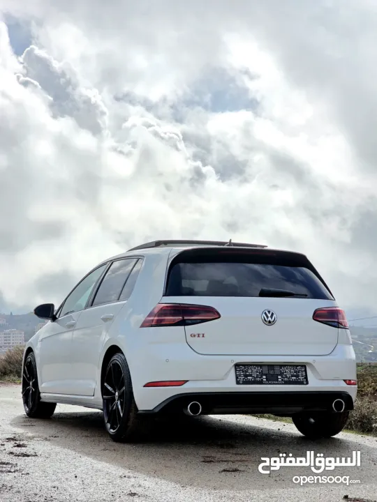جولف GTI  2019 فل الفل سياره شبابيه