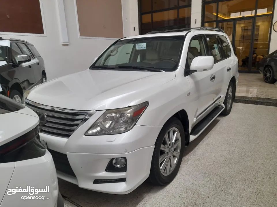 لكزس LX570 2010 للبيع