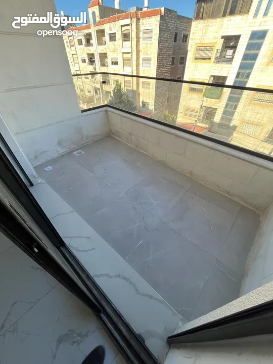 شقة للبيع في ضاحية الياسمين بتشطيب مميز