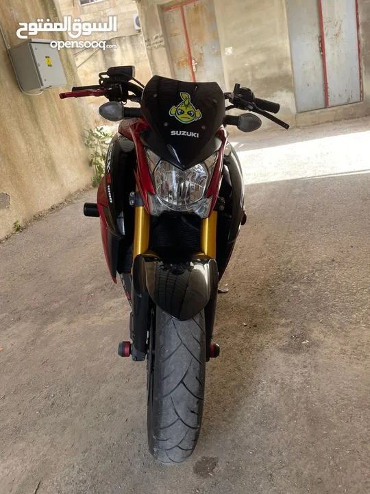 Suzuki gsxs 1000 2016