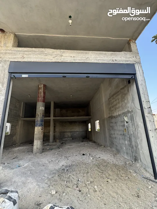 مخزن 65 متر  بسعررررررر 799 شيكل سهر