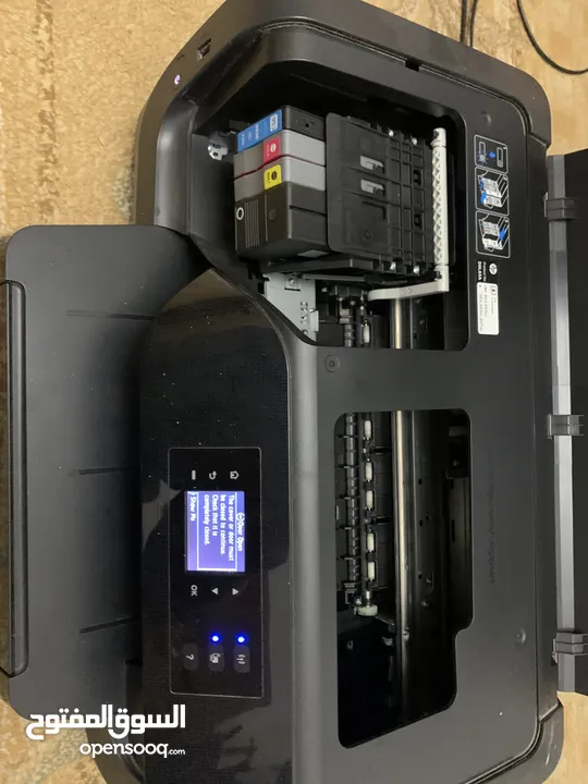 طابعه ليزر مستعمله بدون اي اعطال بحاله ممتازه جدا ،قابل  للتفاوض   HP office jet pro 8210