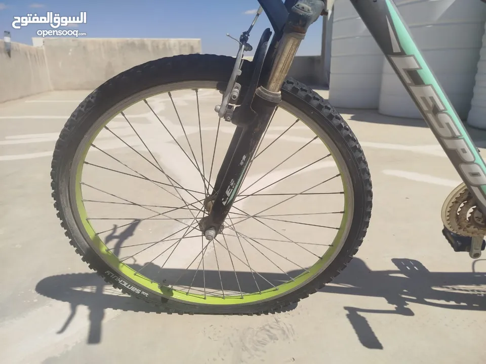 بسكليت جنط 26 للبيع بسعر رمزي جدا و مستعجل