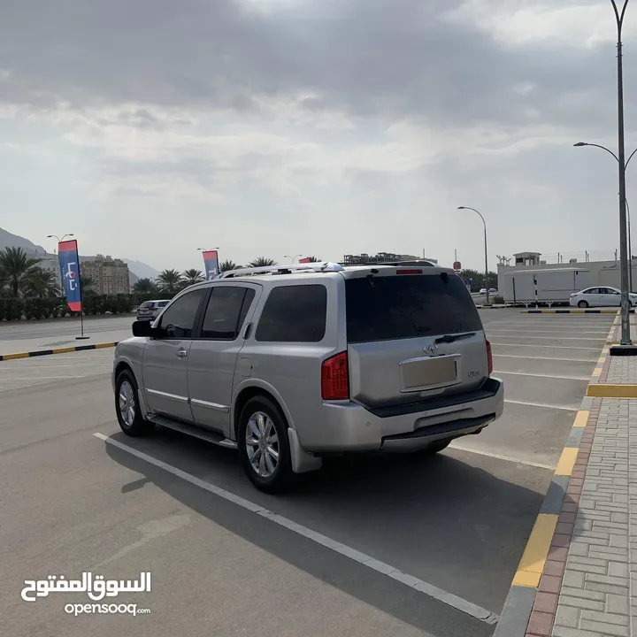 العائلية إنفينيتي QX56 خليجي للبيع .. قمة النظافة