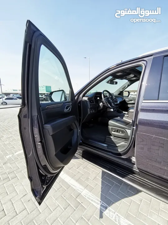 Chevrolet LT Suburban - 2022- Grey