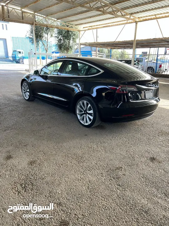 Tesla model 3 standard plus 2020