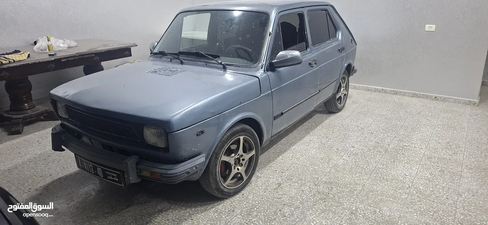 فيات 127موديل 1980غيار عادي ماتور 900قانوني عليها ترخيص سنة
