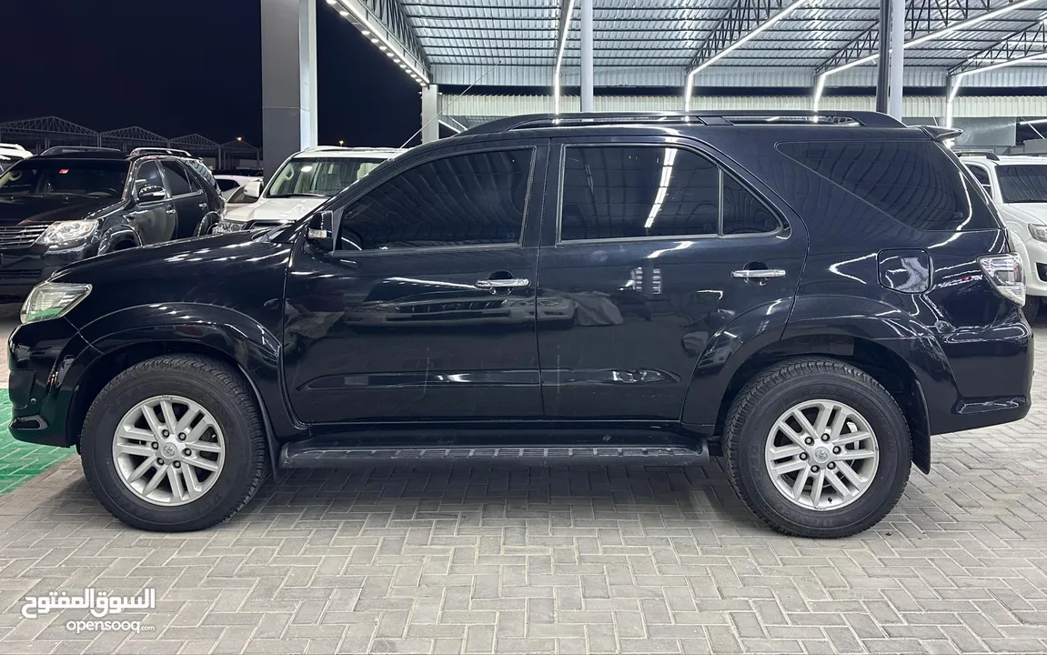 Fortuner GXR V6 GCC 2012 price 44,000 AED