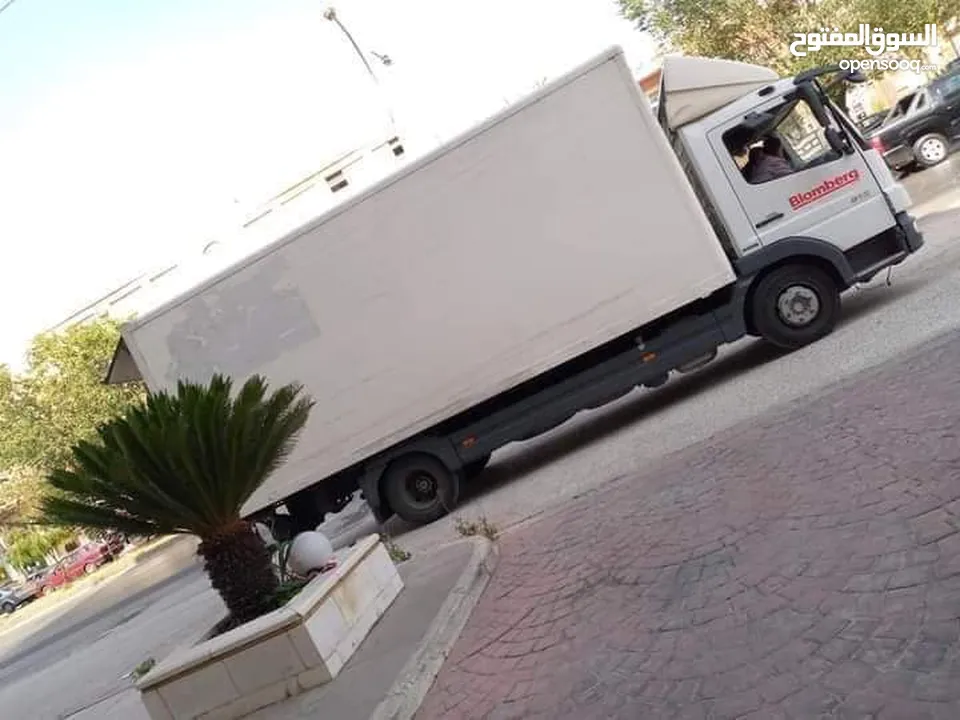 نقليات البضائع وشحن الأغراض
