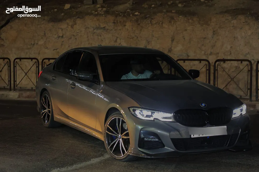 Bmw M 330e /400 حصان  للبيع او للبدل