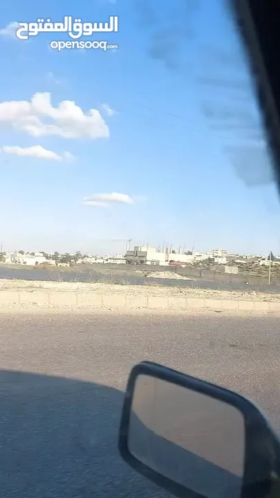 بيت مستقل للبيع في المفرق بلعما الزيتونه  قوشان مستقل  ومسور بلكامل مسطح 140 يبعد عن مدرسة البنات