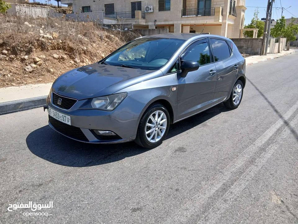 سيات ابيزا 2015 بحالة ممتازة للبيع