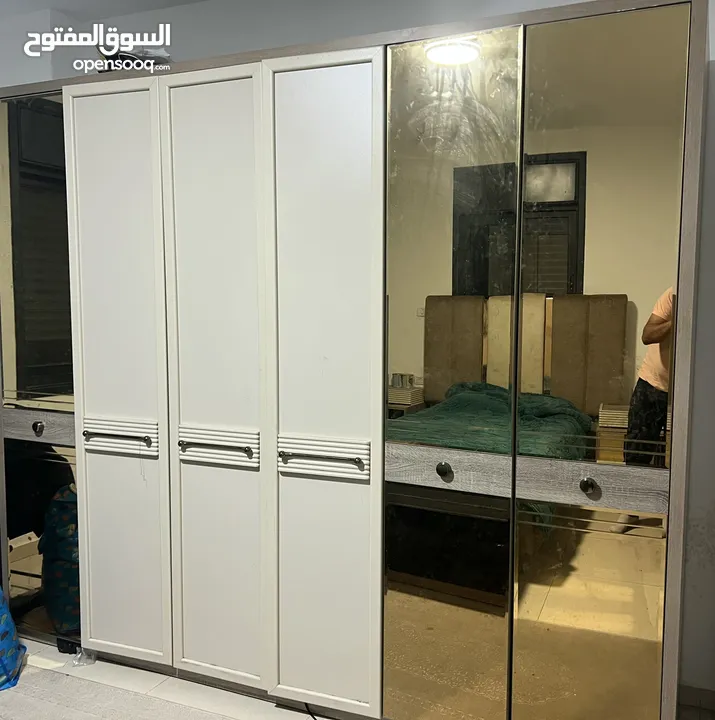 اثاث بيت كامل بحاله ممتازه